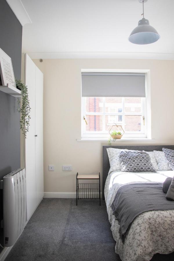 Lovely 3-Bedroom Apartment In Colchester Exterior photo